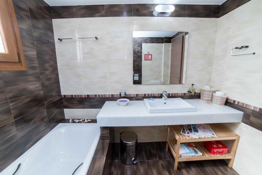 Villa Elia Melanes ภายนอก รูปภาพ